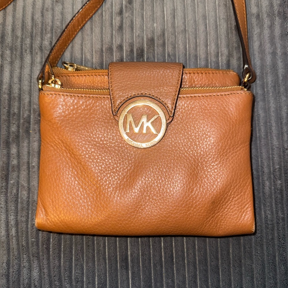 Michael Kors Tan Leather MK Logo Crossbody Bag - Picture 2 of 8